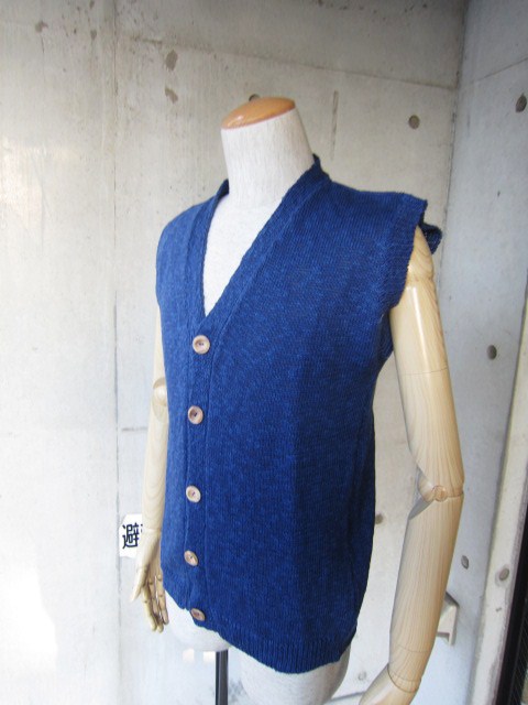 自称も・・・他称も・・・「VEST屋」 StuartAustin Cotton LINEN(麻) KNIT VEST!★!_d0152280_3521475.jpg