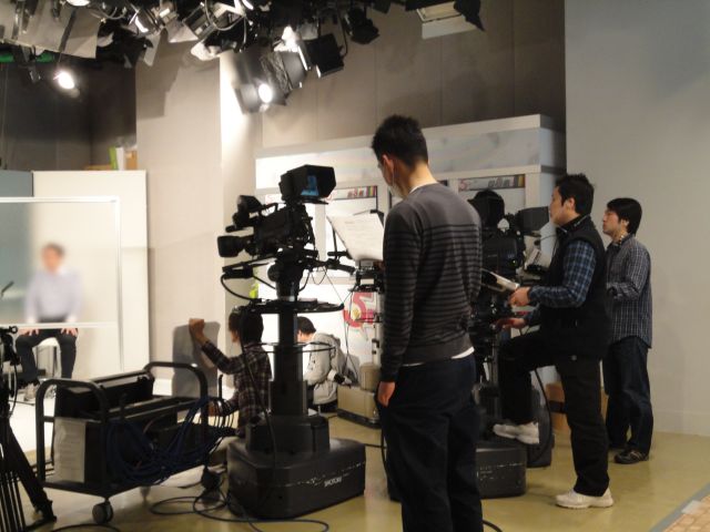 「TOKYO MX TVに生出演」_b0154492_2237193.jpg
