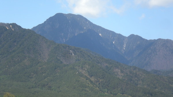 ５月の安曇野から見た常念岳と北アルプス_b0222066_12383833.jpg