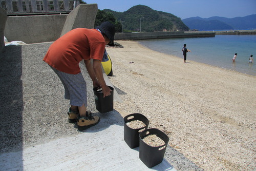 白砂は浄め?_e0041337_10112724.jpg