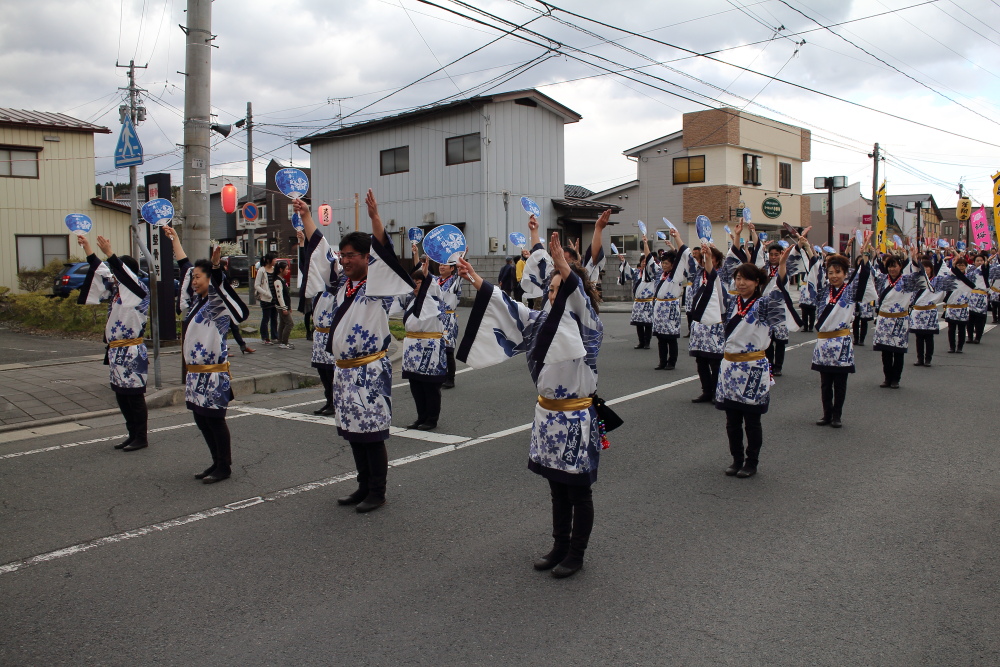 5月3日《宵まつり》歴代連甚句踊りパレード_a0092245_7575373.jpg