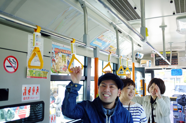 『聖☆おにいさん』バス、デビュー！！_c0048265_16501112.jpg