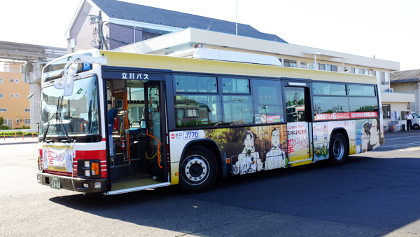 『聖☆おにいさん』バス、デビュー！！_c0048265_17305071.jpg