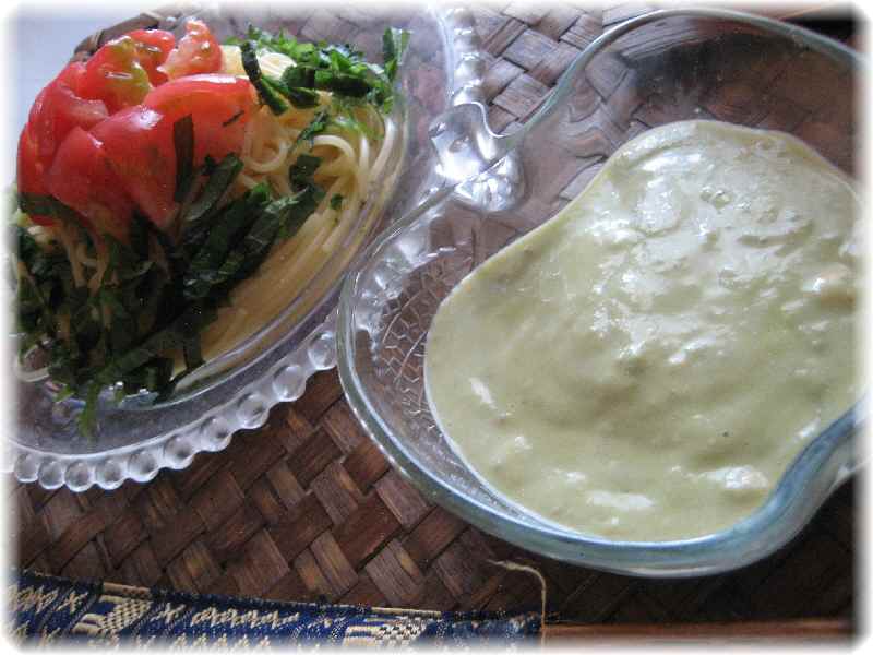 マ･マー つけて食べるスパゲティ　～豆乳アボカドソース編～_b0194520_6582558.jpg