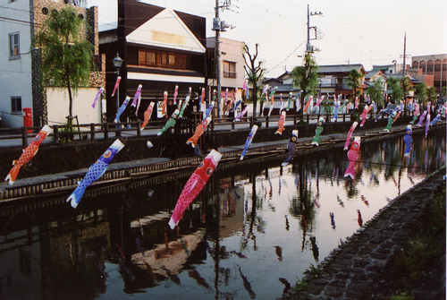 うずまの鯉のぼり　　　栃木 湊町_e0201648_1933160.jpg