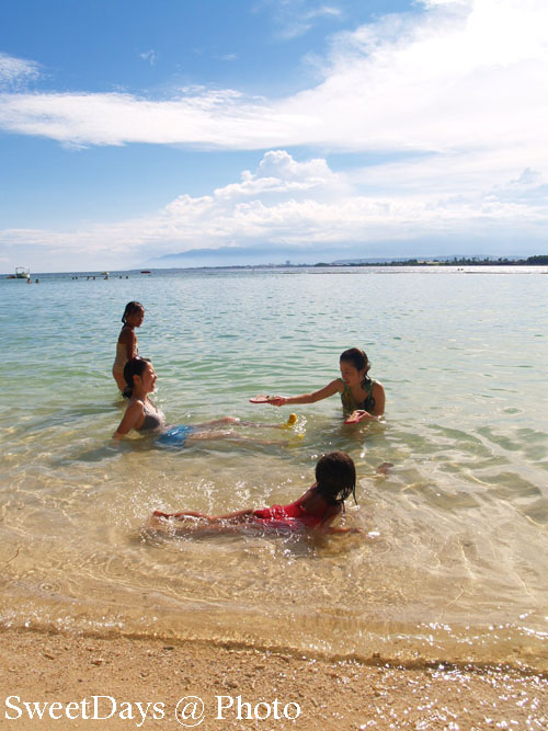 Paradise Beach in Philippines_e0046675_1358090.jpg