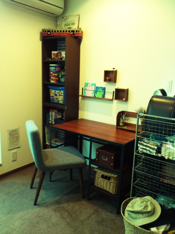 部屋_a0235880_8371239.jpg