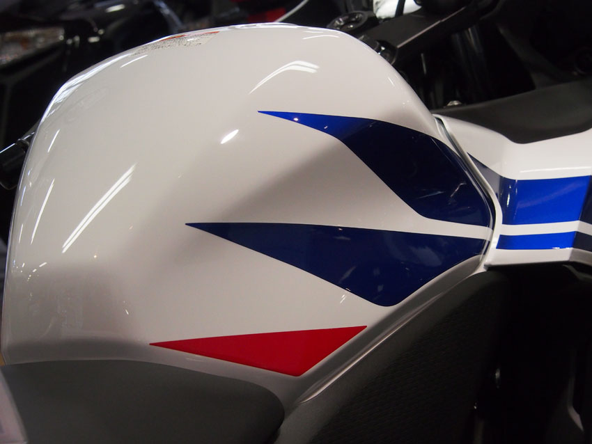 2013 HONDA CBR400R_d0244687_20535345.jpg