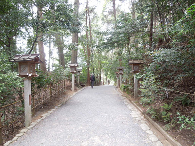 山中で飲食・カメラ禁止の三輪山_d0124388_14105790.jpg