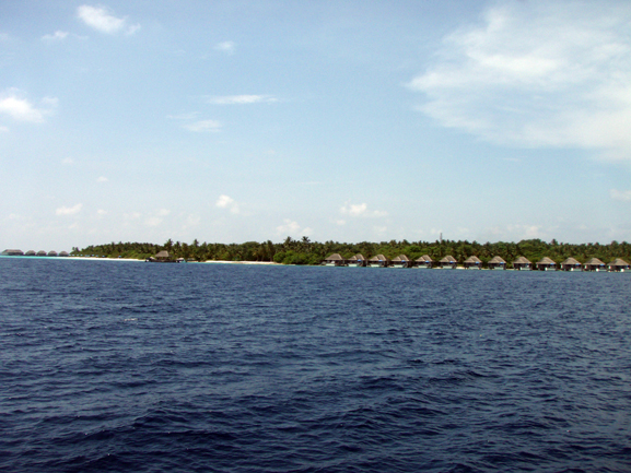 Dusit Thani Maldives デュシタニ・モルディブ 2013 - 34　ランチを食べて_c0147790_21422979.jpg