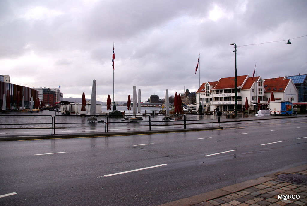 a0240721_2313084.jpg