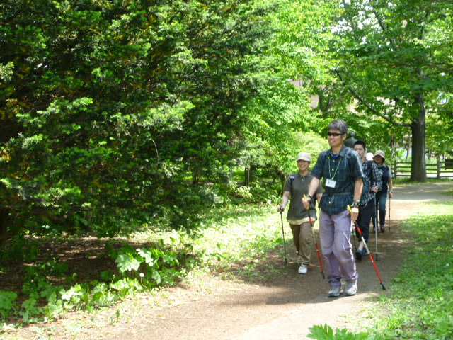 やってみようゼ!ノルディックウォーキング!!_d0198793_17513427.jpg