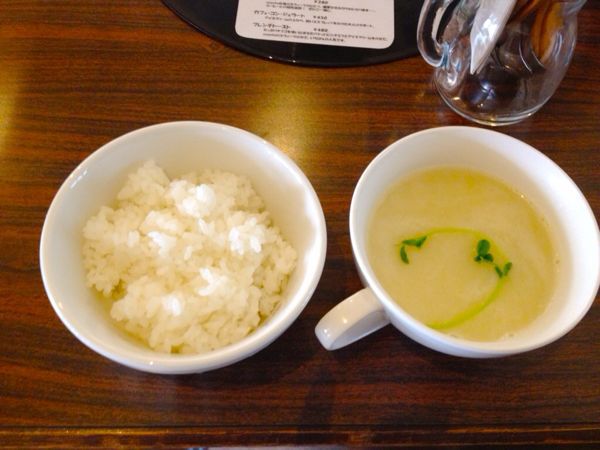 カフェcoyote (コヨーテ)_e0292546_1340059.jpg