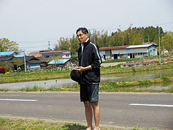 田植え体験(上目黒小・枝野小)_d0247484_2081578.jpg