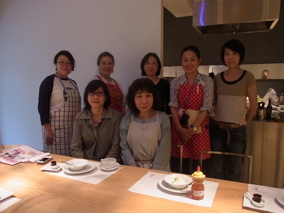 ”ポルトガル料理を楽しむ”料理教室を開催しました (記:藤本 洋子) _a0195310_1826631.jpg