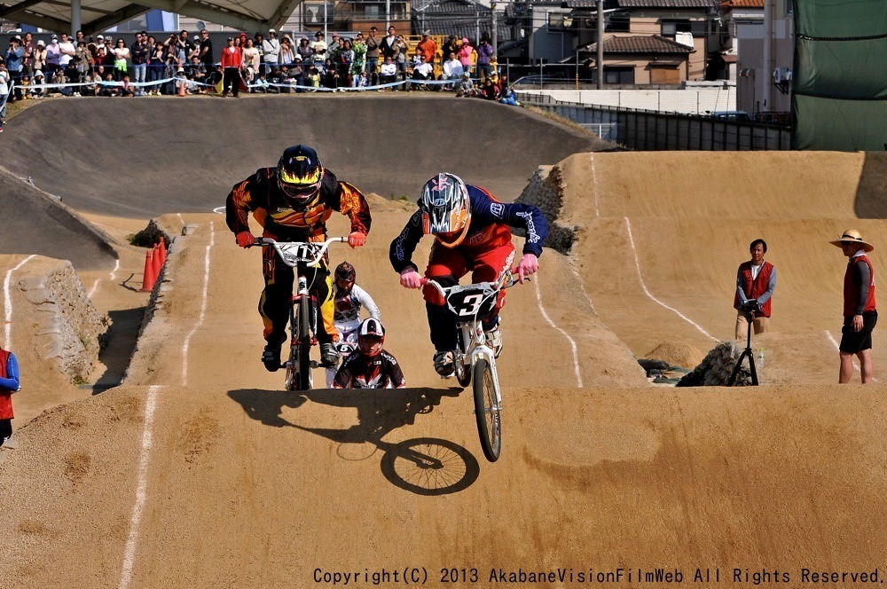 JBMXFシリーズ第1戦VOL25:大阪遠征日記/5月5日コース外の風景_b0065730_12151347.jpg