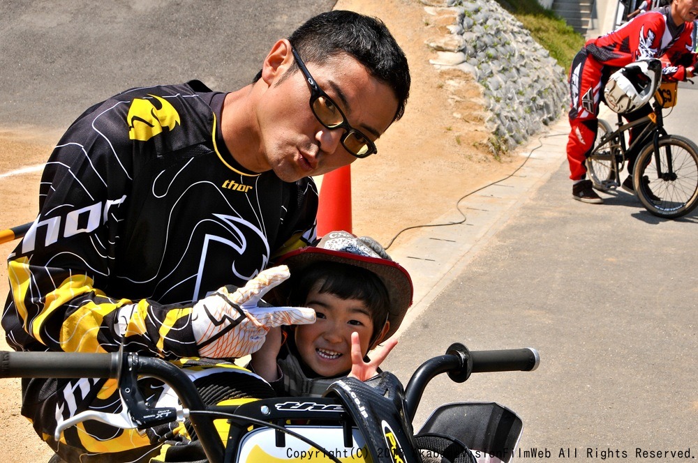 JBMXFシリーズ第1戦VOL25:大阪遠征日記/5月5日コース外の風景_b0065730_12184166.jpg