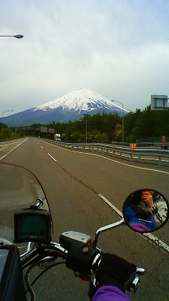 e0180472_1355642.jpg