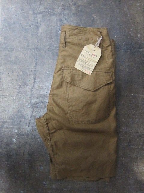 Kato & Kato AAA 。。。今期・注目のSHORT PANTS 2型!!_d0152280_0265446.jpg