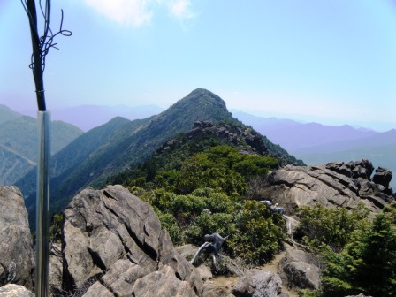 東赤石山～西赤石山　登山　四国　13.5.5_e0333313_10311959.jpg