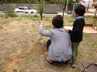地鎮祭でした!/「ヨガ教室のある家」_e0029115_17231517.jpg