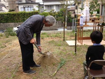 地鎮祭でした!/「ヨガ教室のある家」_e0029115_17233315.jpg