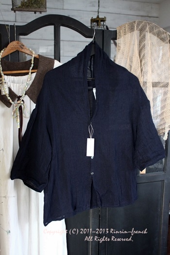 リネンの洋服が愛しい。_e0237680_21183739.jpg