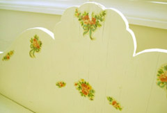 Antique Market Report*　Vintage Shelf w/ Flower Decal_c0063182_13485627.jpg