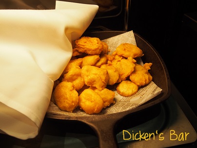 Dicken\'s Barでビュッフェランチ_d0088196_10122730.jpg