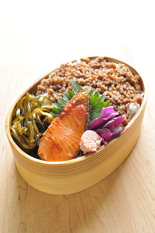 息子の作文とそぼろ弁当_b0171098_5591367.jpg