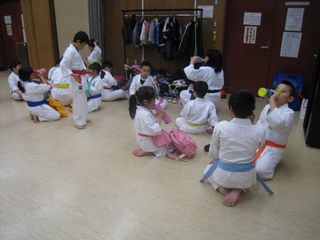 手稲教室 今日も楽しんで元気に稽古しました!_c0118332_22533169.jpg
