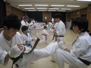 手稲教室 今日も楽しんで元気に稽古しました!_c0118332_22534998.jpg