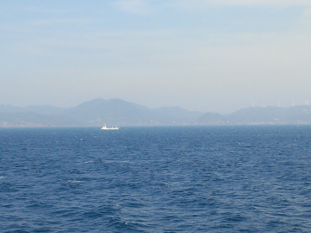 5月13日、九州の先端を航海_e0040673_22502066.jpg
