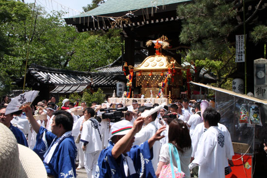 御霊祭  祭の５月 6_e0048413_22464447.jpg