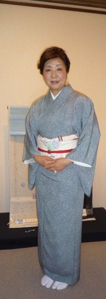 葵の着物の野田淳子さん・葵の帯の岡山のお客様。_f0181251_15112780.jpg