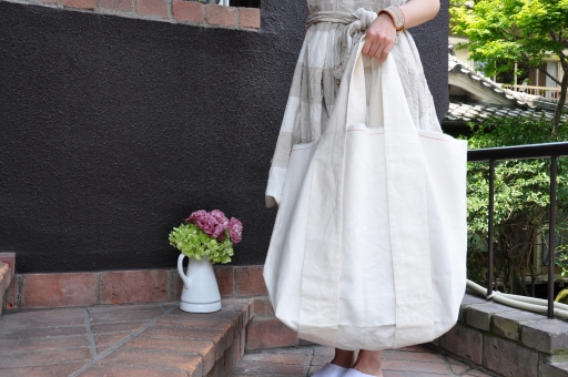 ワンピース偏・・・DANIELA GREGIS _e0127399_19504075.jpg