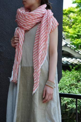 ワンピース偏・・・DANIELA GREGIS _e0127399_19523114.jpg