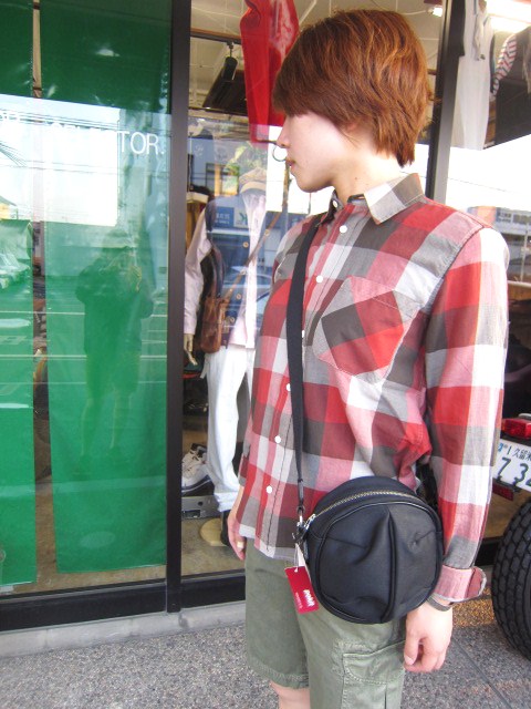 今時期に◎ 薄手のCHECK シャツ。。。By NUDIE JEANS_d0152280_21183895.jpg