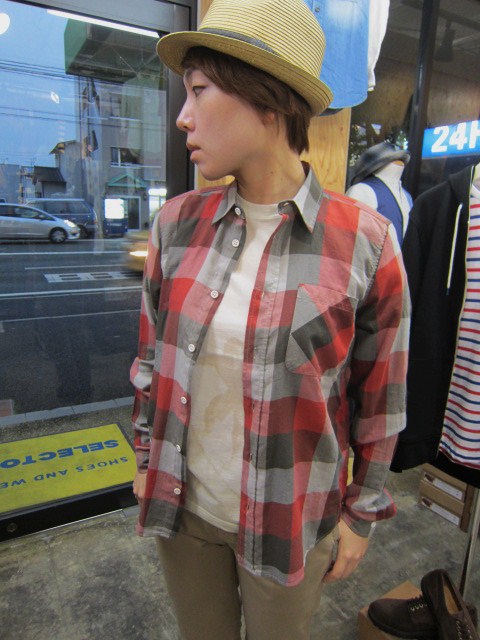 今時期に◎ 薄手のCHECK シャツ。。。By NUDIE JEANS_d0152280_21194345.jpg