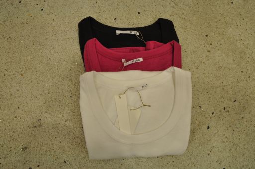 n100(エヌワンハンドレッド)の服 ・ ・ ・_b0110582_20184686.jpg