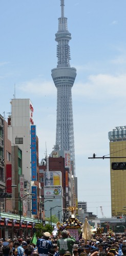 そうだ、、、祭りに行こう！（浅草・三社祭　その弐）_d0195637_8552355.jpg