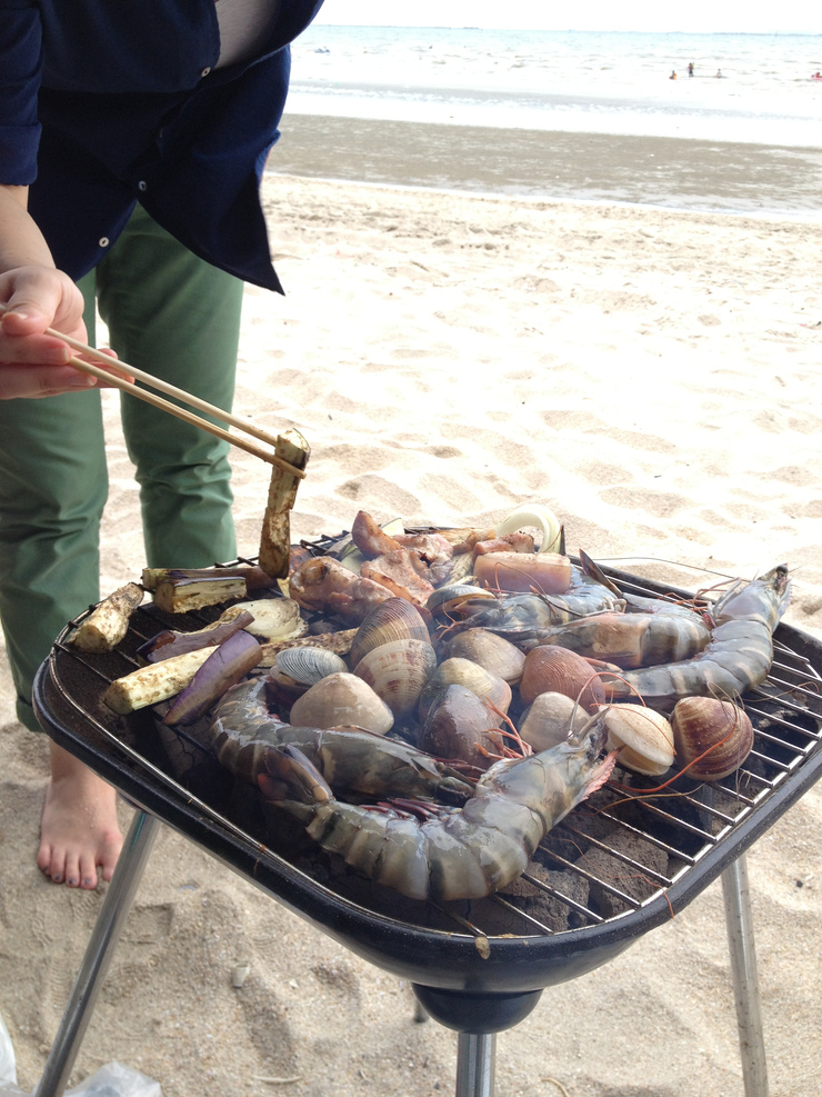 BBQ　　＠ Bang Saen Beach　** Chonburi_e0316546_3475897.jpg