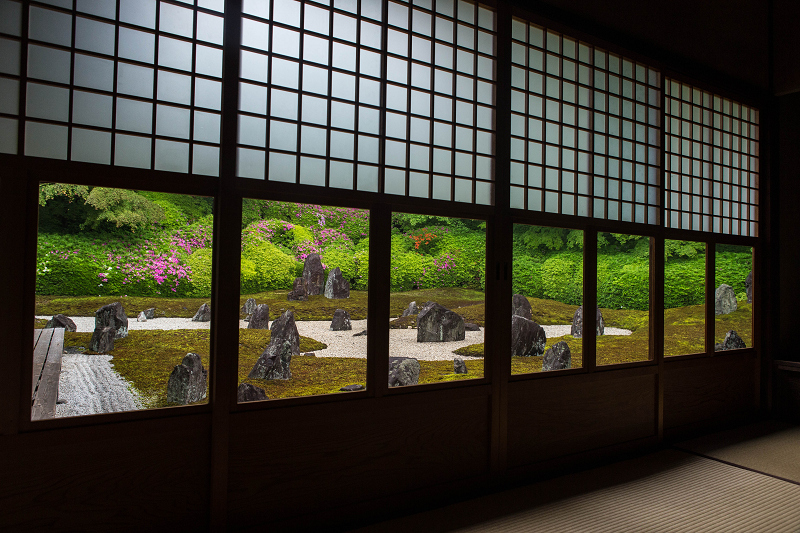 ツツジ咲く波心庭(光明院)_f0155048_723686.jpg