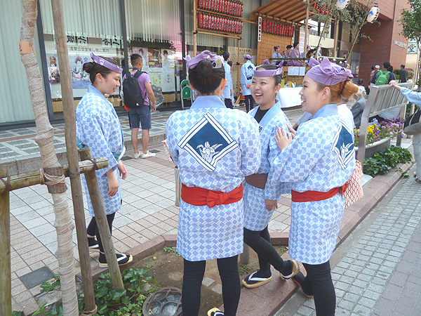 2174回 三社祭 女性 今日の凧人
