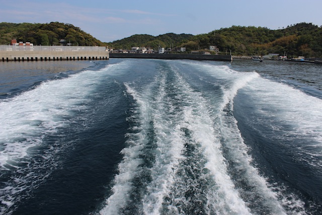 神話の島、沼島へ渡る_c0306400_29543.jpg