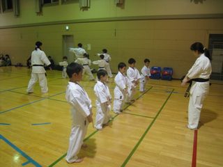 西町教室 今日も元気に稽古!_c0118332_23202633.jpg