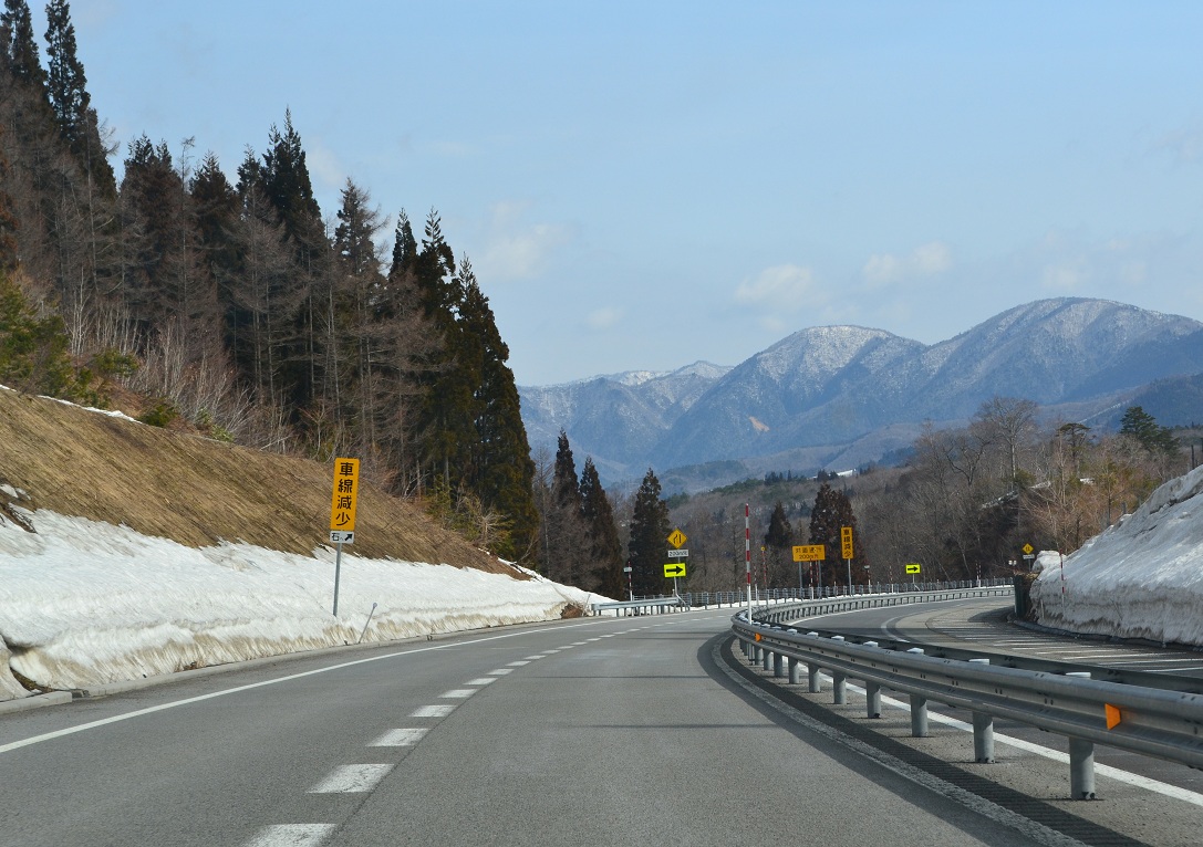 日本一高い所を走る高速道路。_a0055650_831689.jpg