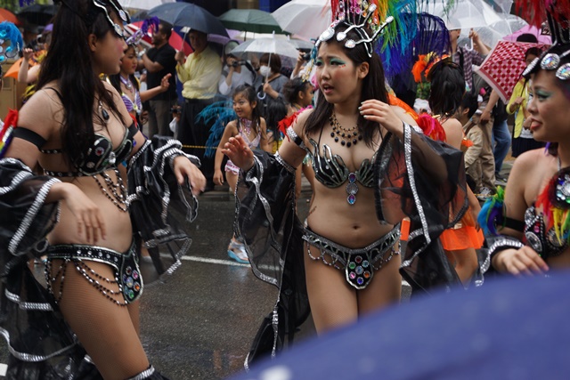 雨の中神戸まつりに感動、素晴らしい感動の神戸まつり、震災からの復興神戸まつり、安倍総理と神戸まつり_d0181492_1746774.jpg