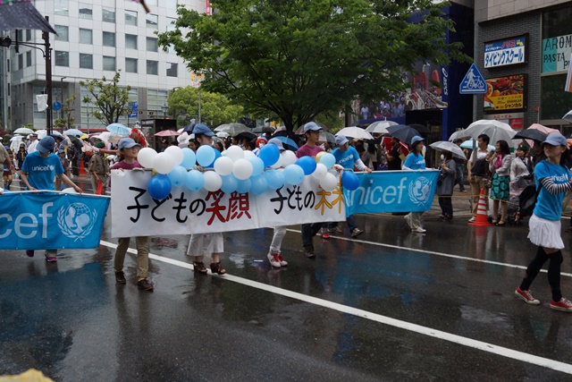 雨の中神戸まつりに感動、素晴らしい感動の神戸まつり、震災からの復興神戸まつり、安倍総理と神戸まつり_d0181492_17592523.jpg