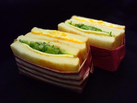 サンドイッチの包み方 ひとりぼっちランチ